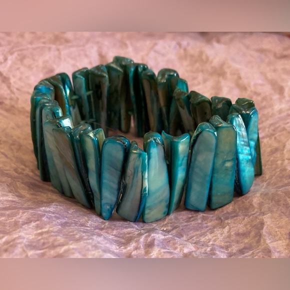 Stretch bangle - Picture 2 of 3